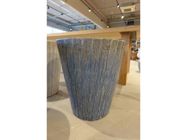 Vorstvrije terracotta bloempot - afbeelding 1 van  4