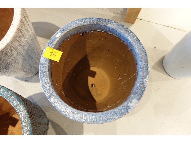 Vorstvrije terracotta bloempot - afbeelding 3 van  4