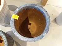 Vorstvrije terracotta bloempot - afbeelding 3 van  4