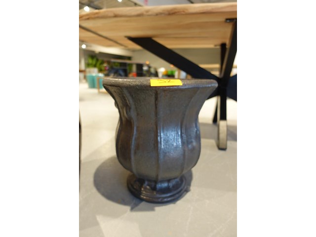 Vorstvrije terracotta bloempot - afbeelding 1 van  4