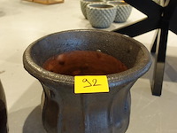 Vorstvrije terracotta bloempot - afbeelding 2 van  4