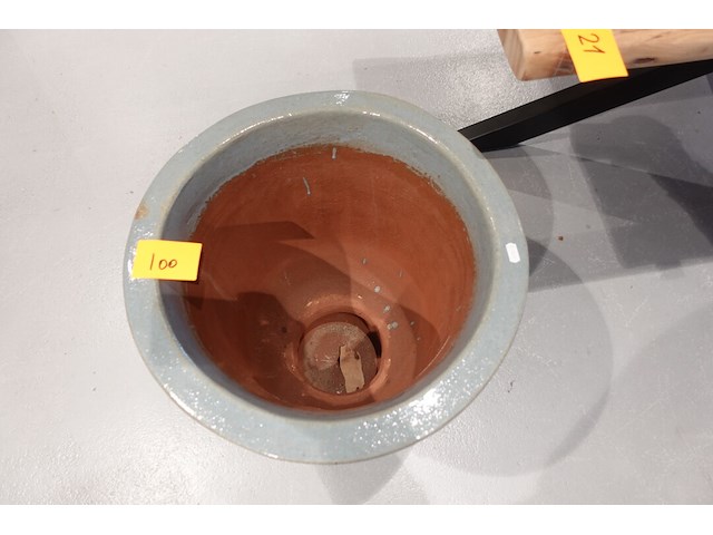 Vorstvrije terracotta bloempot - afbeelding 3 van  4