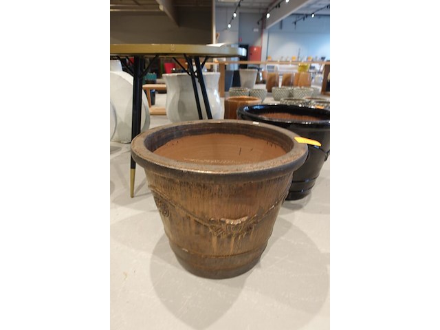 Vorstvrije terracotta bloempot - afbeelding 2 van  4