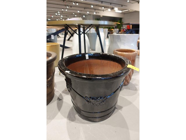 Vorstvrije terracotta bloempot - afbeelding 2 van  4
