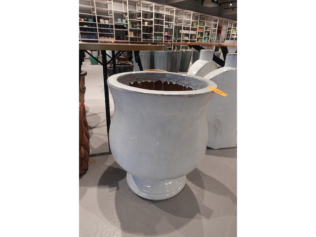 Vorstvrije terracotta bloempot - afbeelding 2 van  4