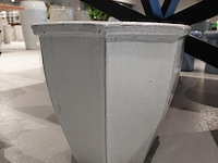Vorstvrije terracotta bloempot - afbeelding 1 van  4