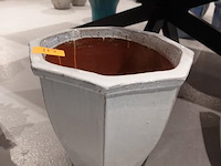 Vorstvrije terracotta bloempot - afbeelding 2 van  4
