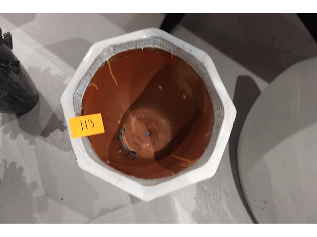 Vorstvrije terracotta bloempot - afbeelding 3 van  4