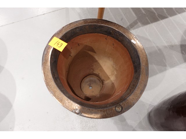 Vorstvrije terracotta bloempot - afbeelding 3 van  4