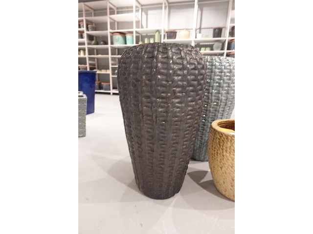 Vorstvrije terracotta bloempot - afbeelding 1 van  4