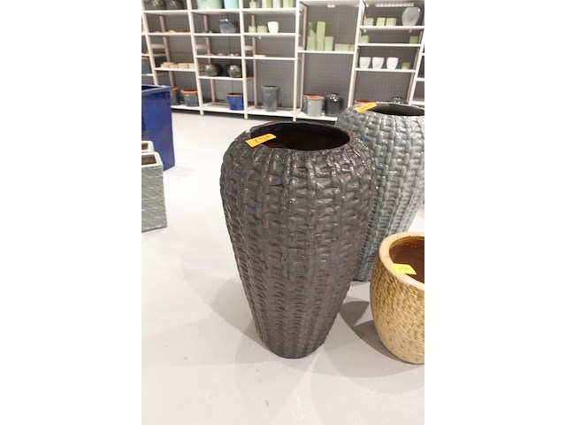 Vorstvrije terracotta bloempot - afbeelding 2 van  4