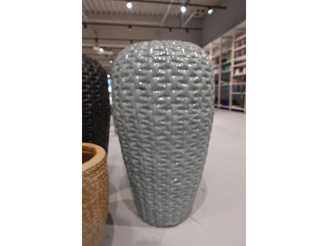 Vorstvrije terracotta bloempot - afbeelding 1 van  4