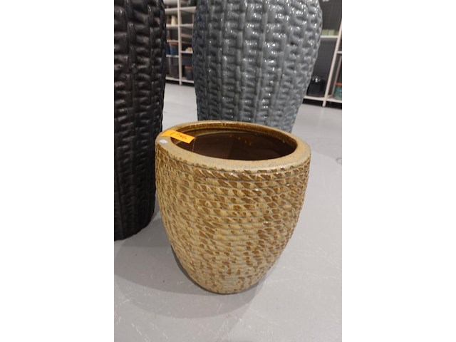 Vorstvrije terracotta bloempot - afbeelding 2 van  4