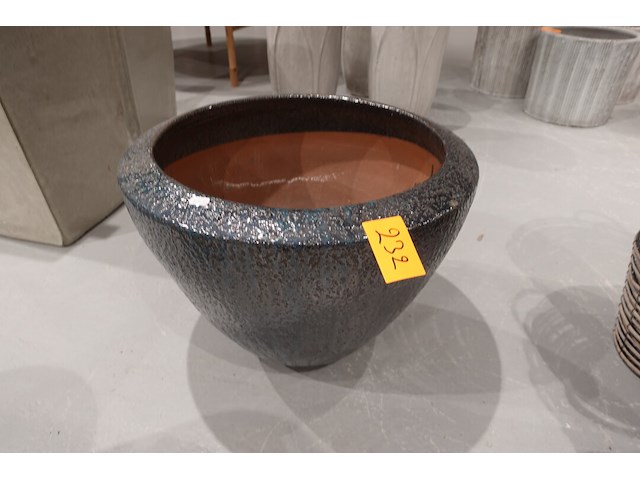 Vorstvrije terracotta bloempot - afbeelding 2 van  4