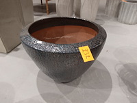 Vorstvrije terracotta bloempot - afbeelding 2 van  4