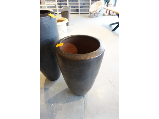 Vorstvrije terracotta bloempot - afbeelding 3 van  5
