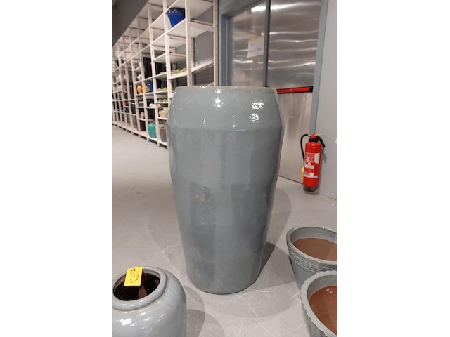 Vorstvrije terracotta bloempot - afbeelding 1 van  4