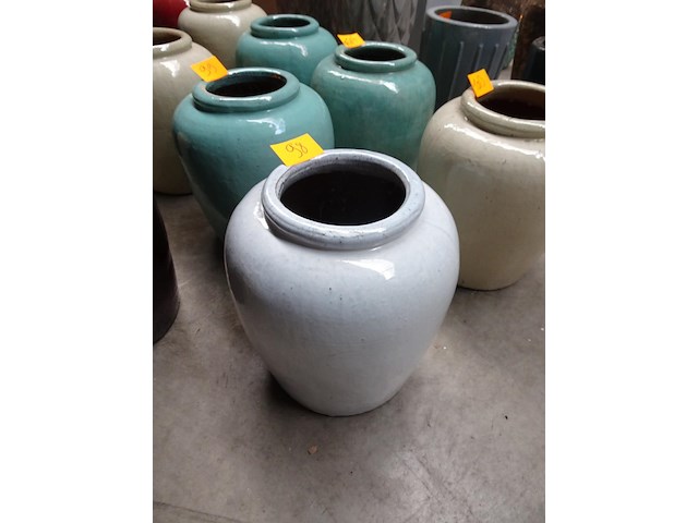 Vorstvrije terracotta vaas - afbeelding 2 van  3