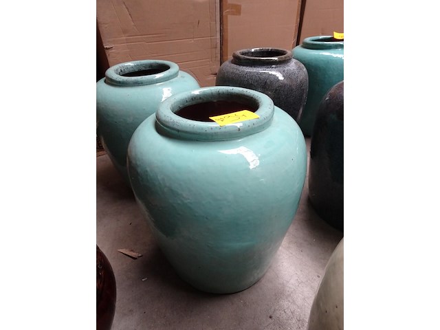 Vorstvrije terracotta vaas - afbeelding 2 van  3