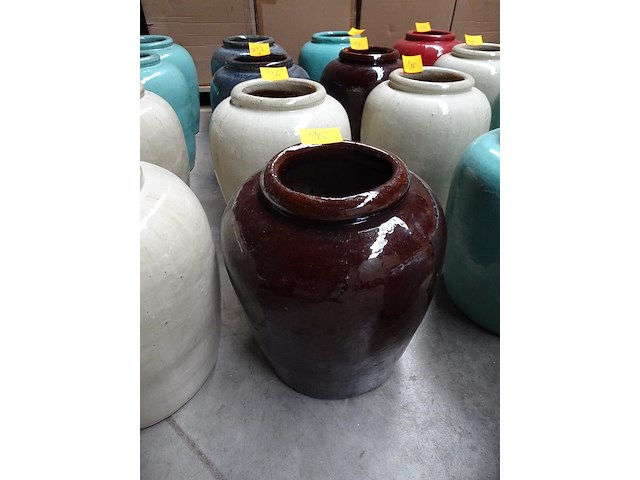 Vorstvrije terracotta vaas - afbeelding 2 van  3