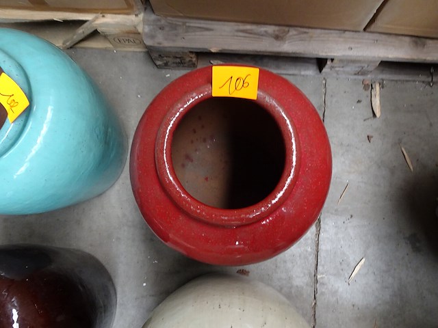 Vorstvrije terracotta vaas - afbeelding 2 van  3