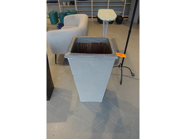 Vorstvrije terracotta vaas - afbeelding 2 van  5