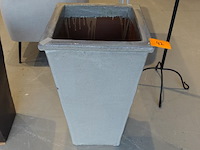 Vorstvrije terracotta vaas - afbeelding 2 van  5