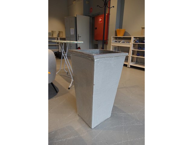 Vorstvrije terracotta vaas - afbeelding 3 van  5