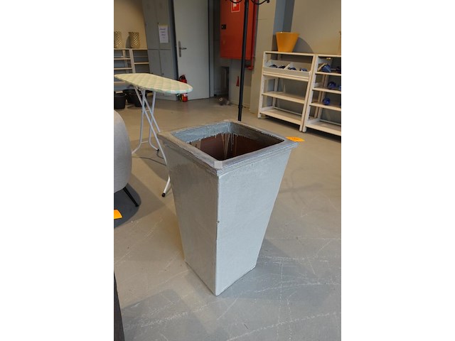 Vorstvrije terracotta vaas - afbeelding 4 van  5