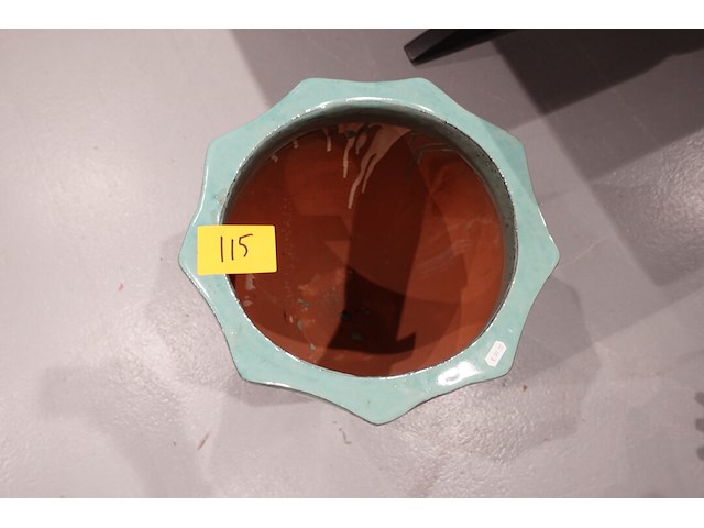 Vorstvrije terracotta vaas - afbeelding 3 van  4