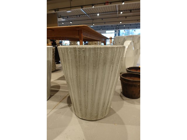 Vorstvrije terracotta vaas - afbeelding 1 van  3