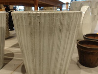 Vorstvrije terracotta vaas - afbeelding 1 van  3