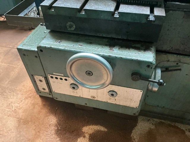 Voumard rondslijpmachine - afbeelding 7 van  9