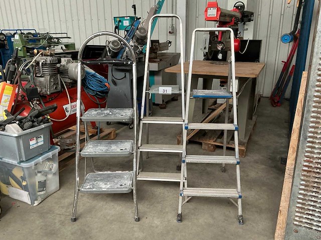 Vouwladder (3x) - afbeelding 1 van  4