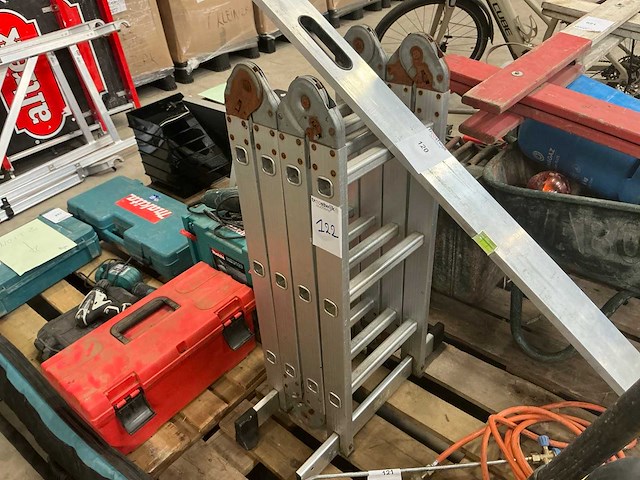 Vouwladder - afbeelding 1 van  2