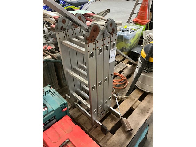 Vouwladder - afbeelding 2 van  2