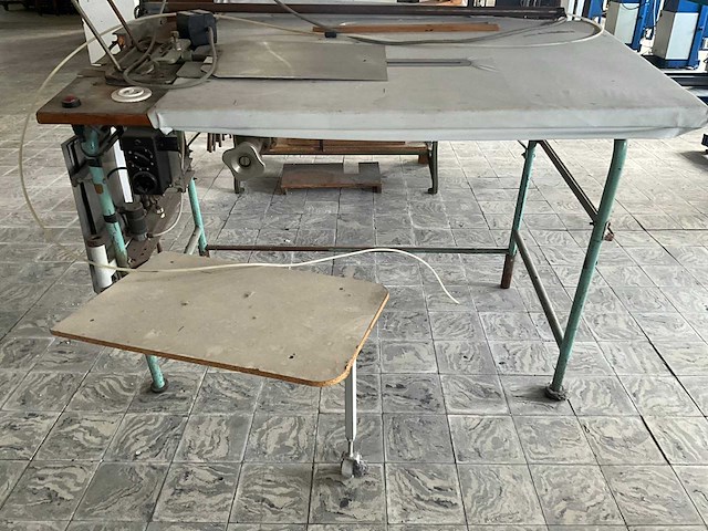 Vouwtafel luchtbed - afbeelding 4 van  7