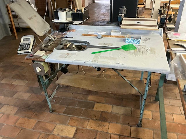 Vouwtafel luchtbed - afbeelding 1 van  7