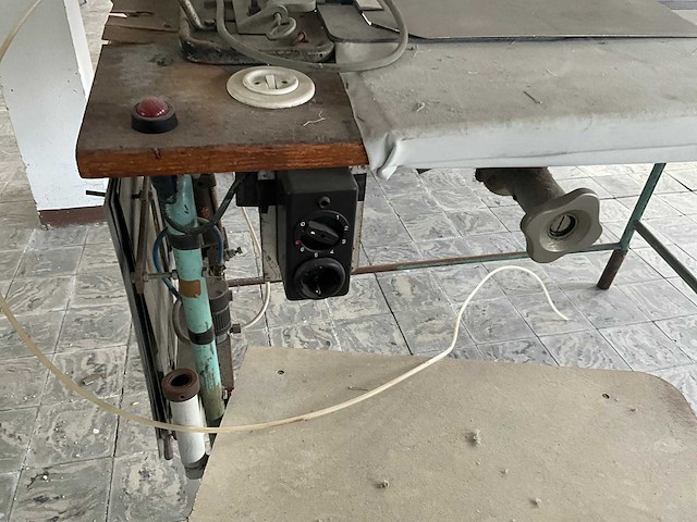 Vouwtafel luchtbed - afbeelding 4 van  6