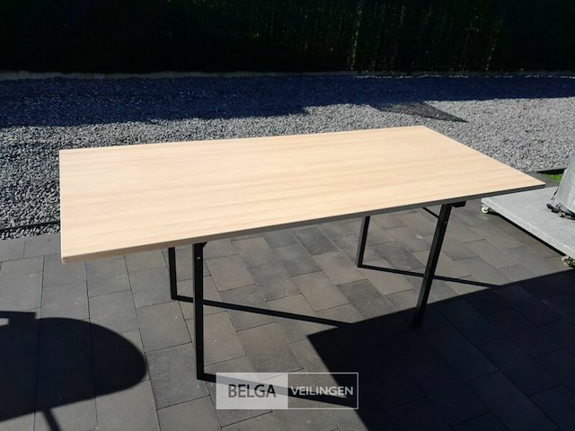 Vouwtafels met kar (20x) - afbeelding 1 van  3