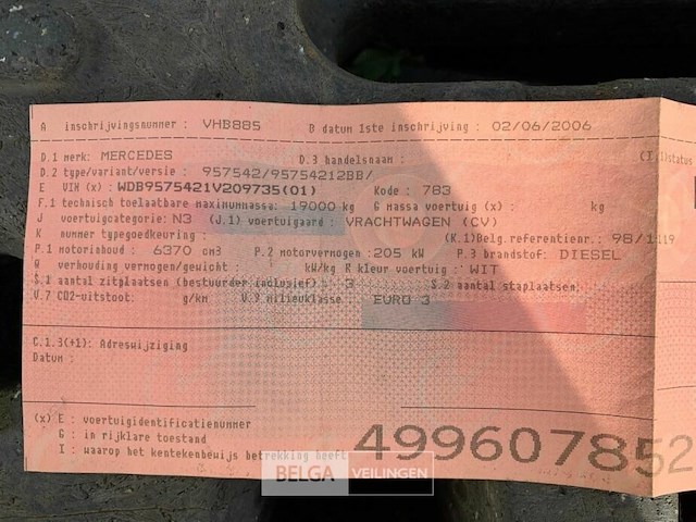 Vrachtauto - vuilniswagen - afbeelding 17 van  20