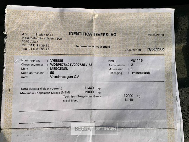 Vrachtauto - vuilniswagen - afbeelding 19 van  20