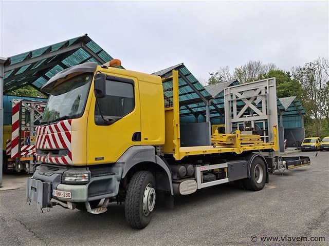 Vrachtwagen botsabsorbeerder - afbeelding 1 van  9