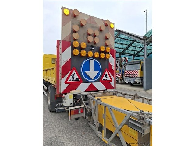 Vrachtwagen botsabsorbeerder - afbeelding 7 van  11