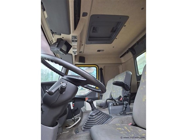 Vrachtwagen botsabsorbeerder - afbeelding 11 van  11