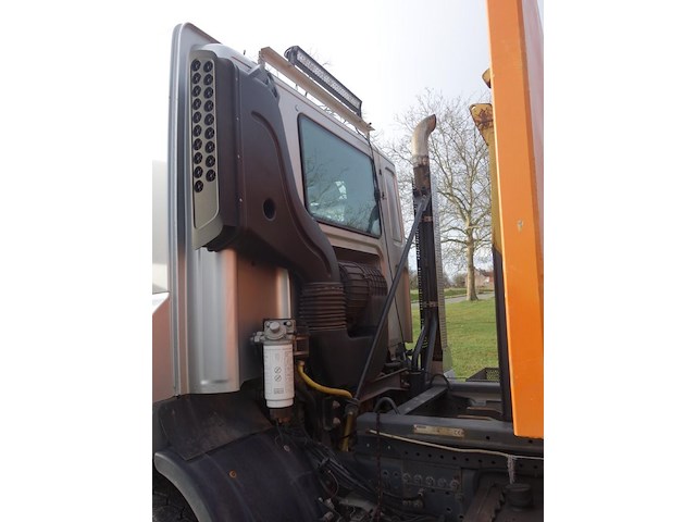 Vrachtwagen daf - afbeelding 7 van  16