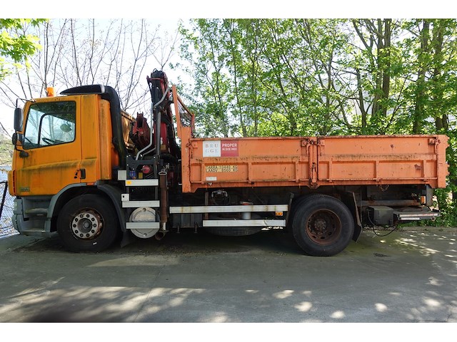 Vrachtwagen daf - afbeelding 1 van  15