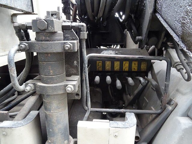 Vrachtwagen iveco 120e15 - afbeelding 5 van  37