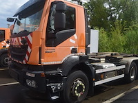 Vrachtwagen iveco, ad 260t, wjme2nps70c297105, 1e insch 10/12/2014, 8710cm³, 265kw, diesel, euro vi, 133964km vlgs ltst keuring (2025), inschrijvingsbewijs deel i en ii, keuringsbewijs (geldig tot 07/10/2026), gelijkvormigheidsattest, identificatieverslag
