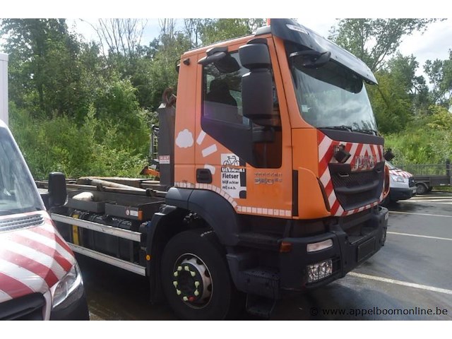 Vrachtwagen iveco, ad 260t, wjme2nps70c297105, 1e insch 10/12/2014, 8710cm³, 265kw, diesel, euro vi, 133964km vlgs ltst keuring (2025), inschrijvingsbewijs deel i en ii, keuringsbewijs (geldig tot 07/10/2026), gelijkvormigheidsattest, identificatieverslag - afbeelding 11 van  18